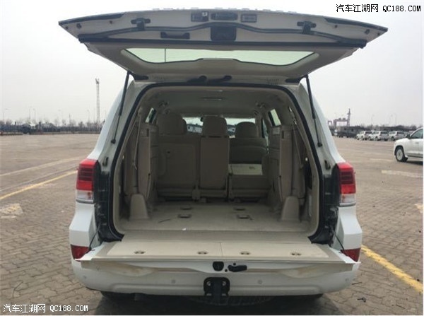 18款丰田酷路泽5700八速陆巡中东版报价