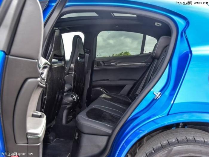 有灵魂高性能SUV Stelvio四叶草版试驾