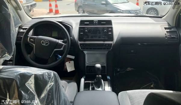 18款进口丰田霸道3000柴油SUV中东版价格