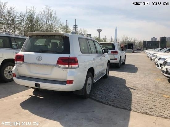 2018款丰田酷路泽4600 4.6L V8陆巡报价