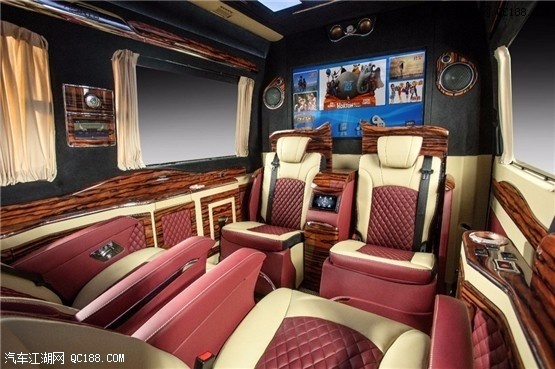 环保省油低排放 新款奔驰斯宾特优惠报价