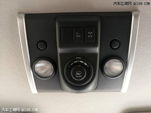 2018款丰田FJ酷路泽4.0L红色中东版价格