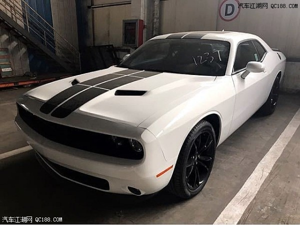 2018款进口车道奇挑战者3.6L性能体验