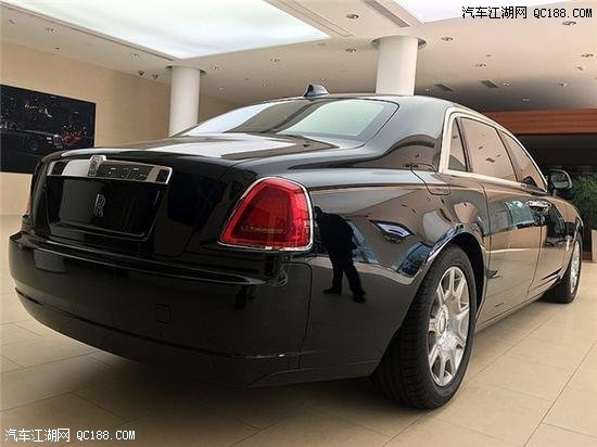 2018新款劳斯莱斯古斯特加长版配置解读