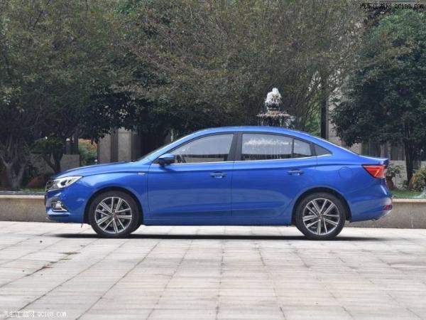 荣威i5 20T抢先实拍 继续巩固品牌地位