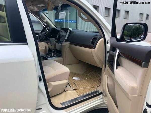 真实力派SUV 18款丰田酷路泽5700评测体验