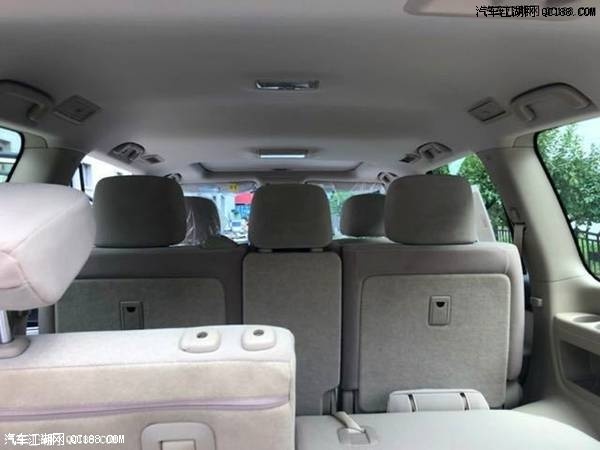 真实力派SUV 18款丰田酷路泽5700评测体验