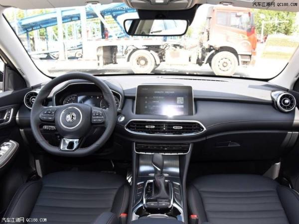 名爵HS 20T 7DCT评测 油耗性能皆不错