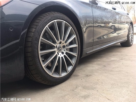 2018款奔驰S560长轴版配置动力详细解读