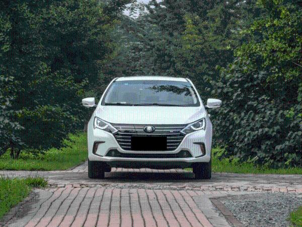 离完美只差一步 比亚迪秦EV450初感受