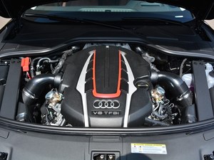 奥迪S8优惠高达19.88万 店内少量现车