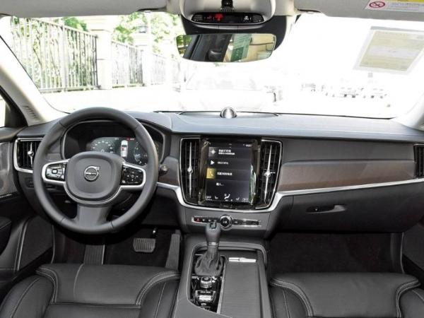 沃尔沃V90 VCC智尊版体验 大空间的舒适