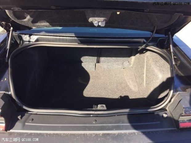2018款道奇挑战者3.6L PLUS版评测体验