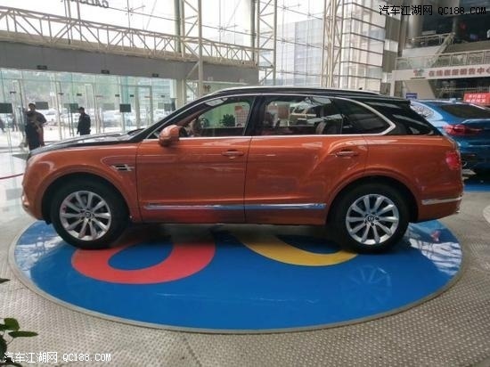 18款宾利添越4.0T V8四座欧规版现车价格