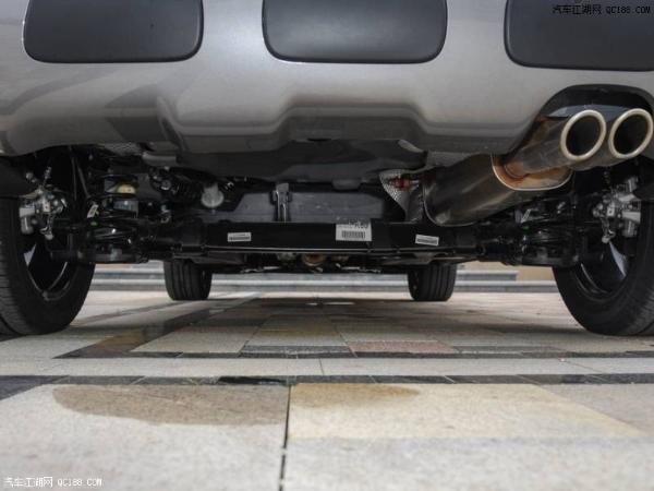 雪铁龙C4 AIRCROSS云逸1.6T 个性突出