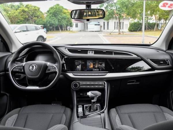 东风风神全新AX7试驾 各方面均有提升