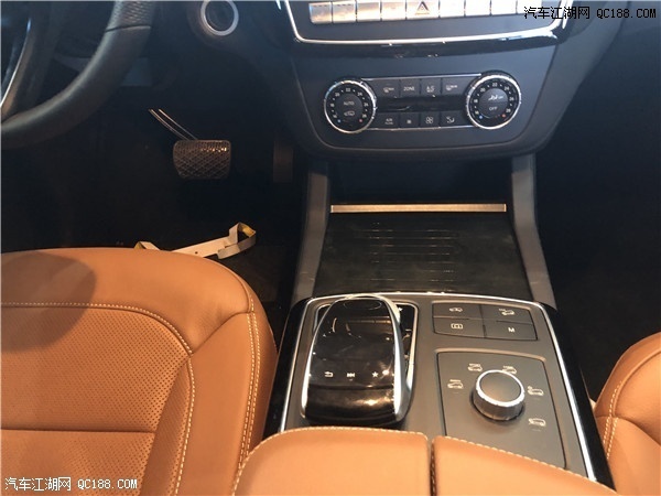 黑色尊贵典雅 18款加版奔驰GLS450实拍