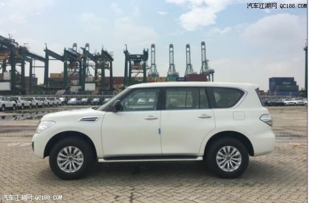 2018款日产途乐Y62 4.0XE七座中东版感受
