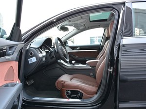 奥迪S8优惠高达19.88万 店内少量现车