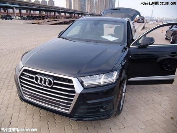 座椅带按摩功能 奥迪Q7加版3.0T试驾体验