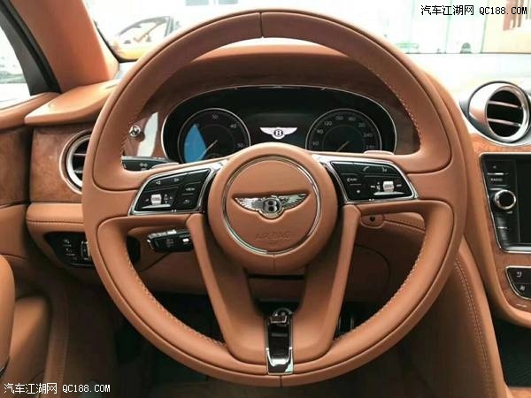 内饰质感无与伦比 18款宾利添越实拍感受