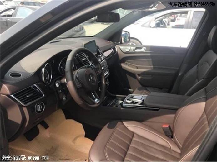 搭载367匹马力 2018款奔驰GLS450试驾