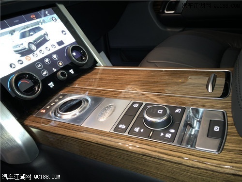 2019款加版路虎揽胜行政版3.0T价格解读