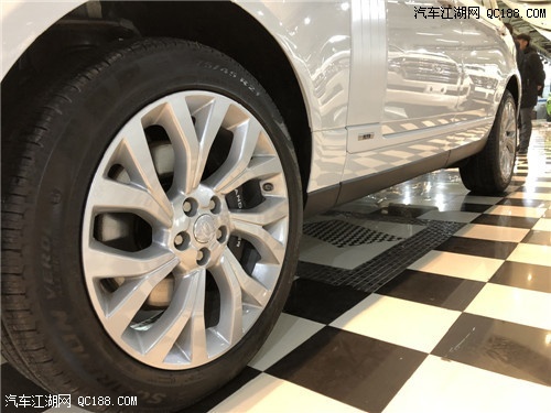 2019款加版路虎揽胜行政版3.0T价格解读