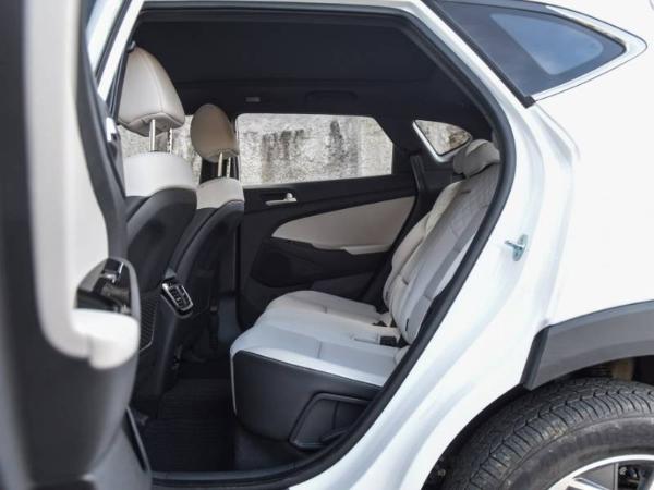 北京现代第四代途胜体验 惊喜处处可见