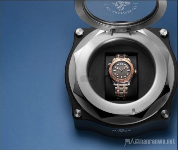 欧米茄推出海马潜水系列钛钽限量版腕表！金属表壳！