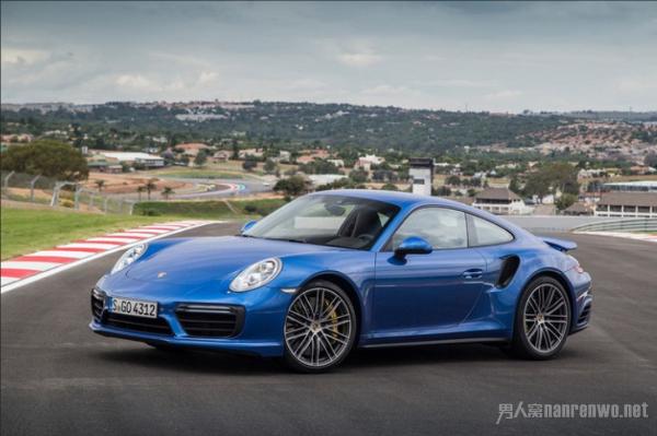 全新保时捷911 Turbo路试谍照曝光 更宽更快更强！