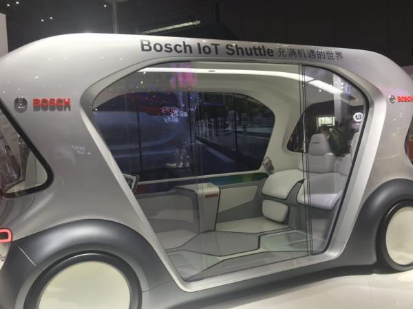 无人驾驶电动巴士概念车首次亮相中国，博世展示多种智能交通解决方案