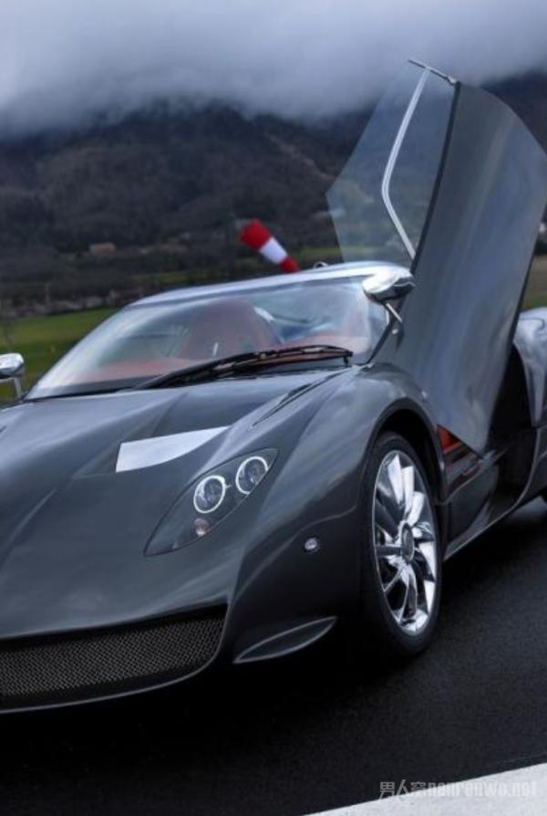 拥有一辆世爵跑车 体验疾风呼啸在耳边的感觉