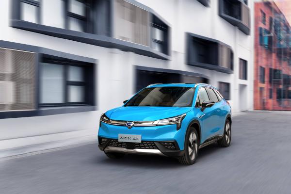 650km续航+L3级自动驾驶！广汽新能源Aion LX预售价25-30万元起