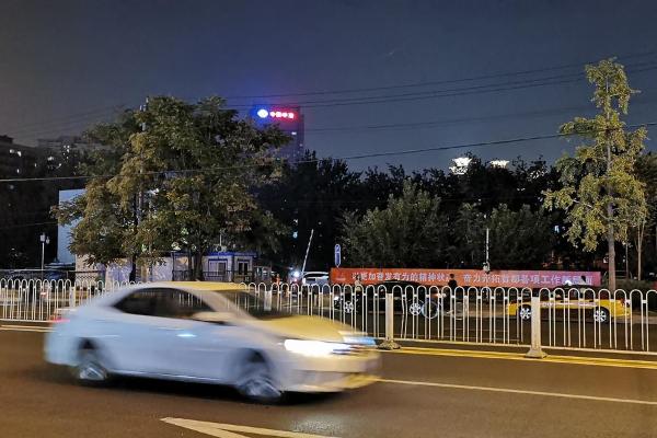 车市低迷，易车能否破局？