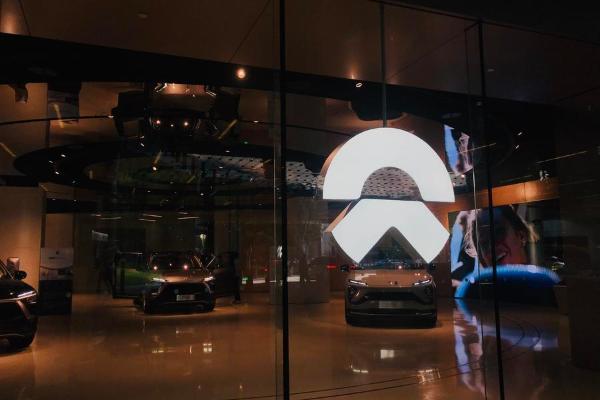 『李斌』2019年净亏112.96亿元，“闹钱荒”的蔚来如何破局？