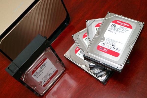 最易用的五盘位旗舰级NAS 联想个人云存储X1评测