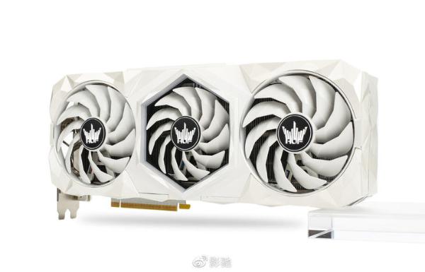 白色经典，虽迟但到。RTX 3090名人堂正式发布