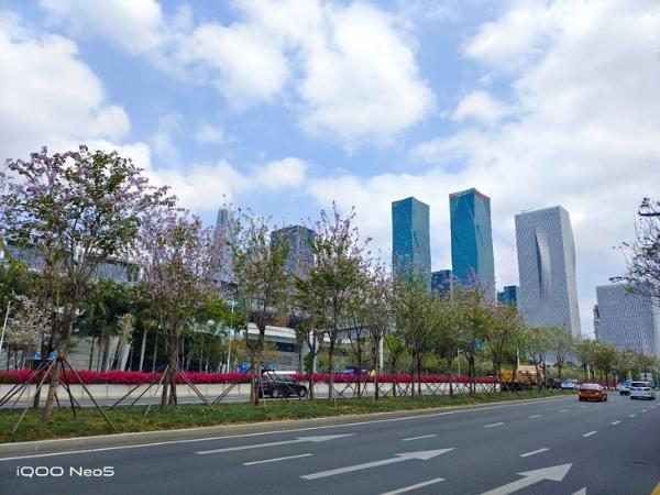 iQOO Neo5评测:双芯性能旗舰 游戏体验很不同