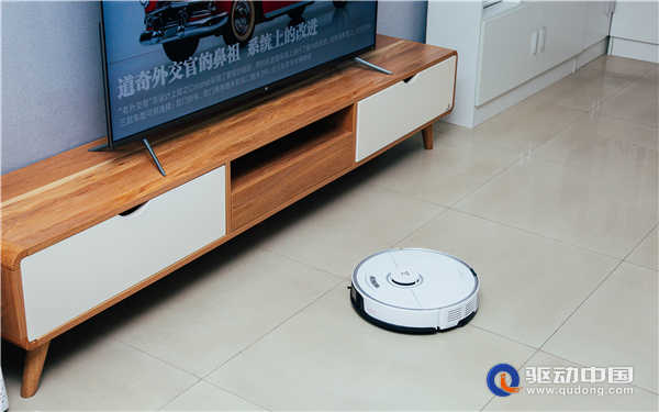 石头扫拖机器人T7S Plus首发评测：震动擦地颠覆家庭清洁体验_驱动中国