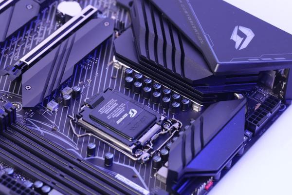 iGame Z590火神评测：供电更强，超频走起！