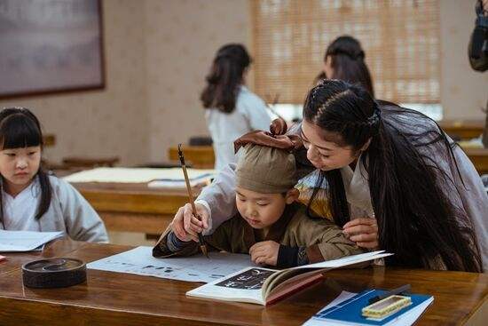 孩子学毛笔▲孩子学毛笔好处真不少 如何教孩子写毛笔字