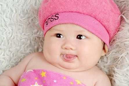 宝宝@宝宝吐口水原因知多少 如何纠正宝宝吐口水