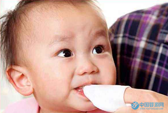 小孩@小孩长牙后怎么护理？怎么洗？