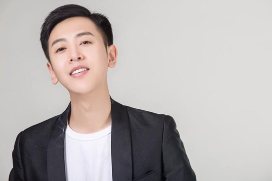 白浩新歌欲揽看客唱尽热门网红集锦