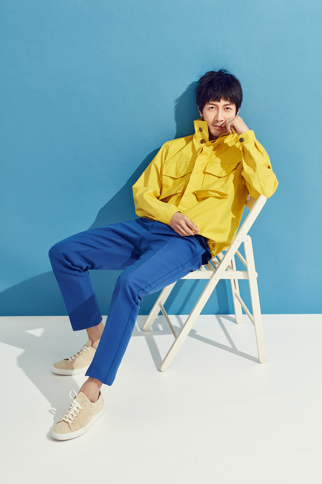 张鲁一妖猫传获赞最新大片玩转暖系街头运动风