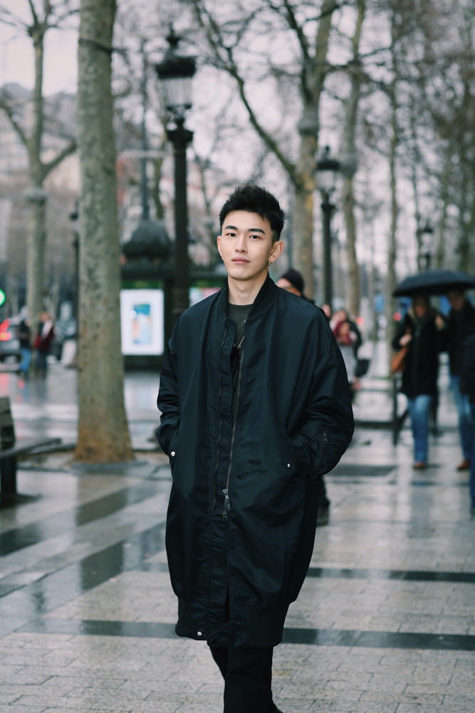 孔垂楠亮相巴黎时装周 时尚之行收获颇丰