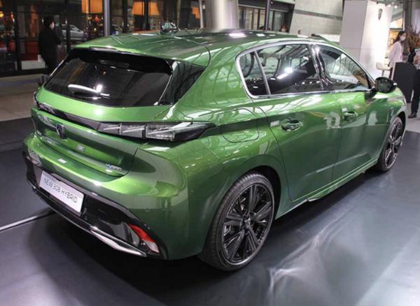 尺寸超大众高尔夫/搭3种动力，全新一代标致308在日本发布