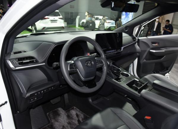 广汽丰田赛那正式上市 售价区间30.98-40.58万元