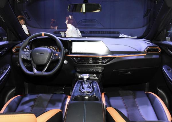 长安欧尚X5运动版即将上市 定位紧凑SUV
